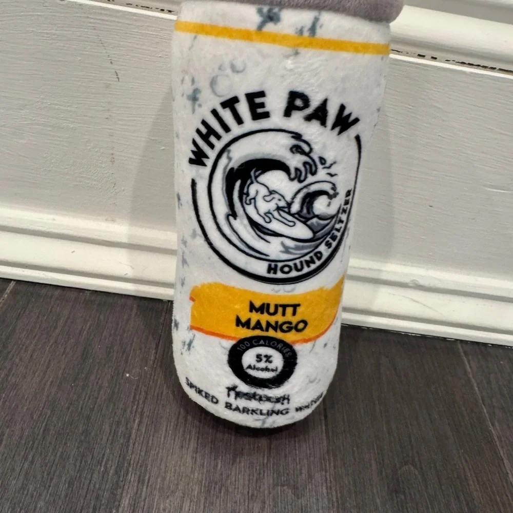 NWOT White Paw Claw Mutt Mango Dog Pet Toy Seltzer- Yellow and Gray